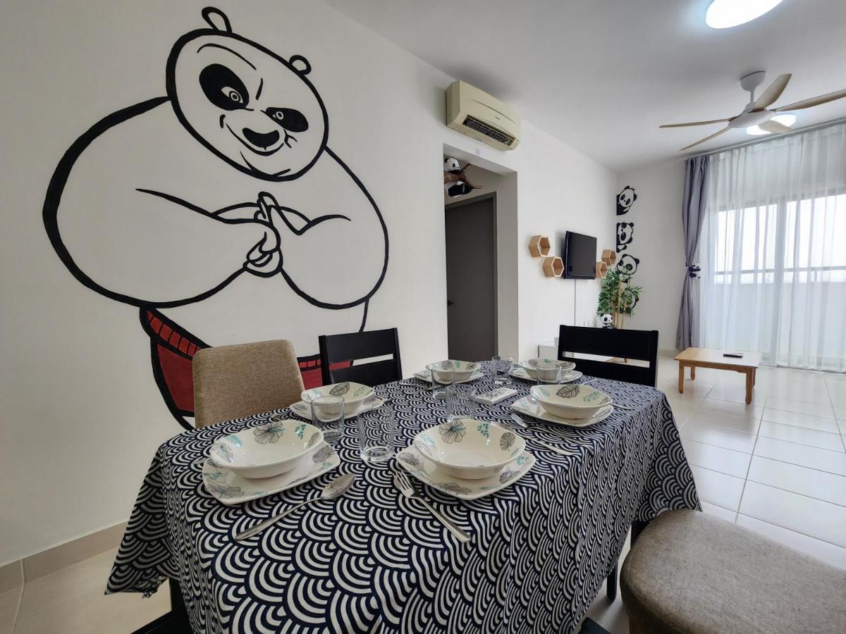 Apartamento Netflix Panda House 3B2R Rimbayu Kota Kemuning With Atari Games Teluk Panglima Garang Exterior foto