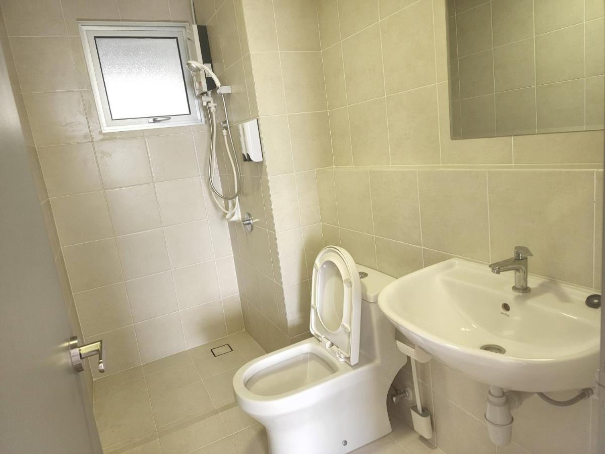 Apartamento Netflix Panda House 3B2R Rimbayu Kota Kemuning With Atari Games Teluk Panglima Garang Exterior foto