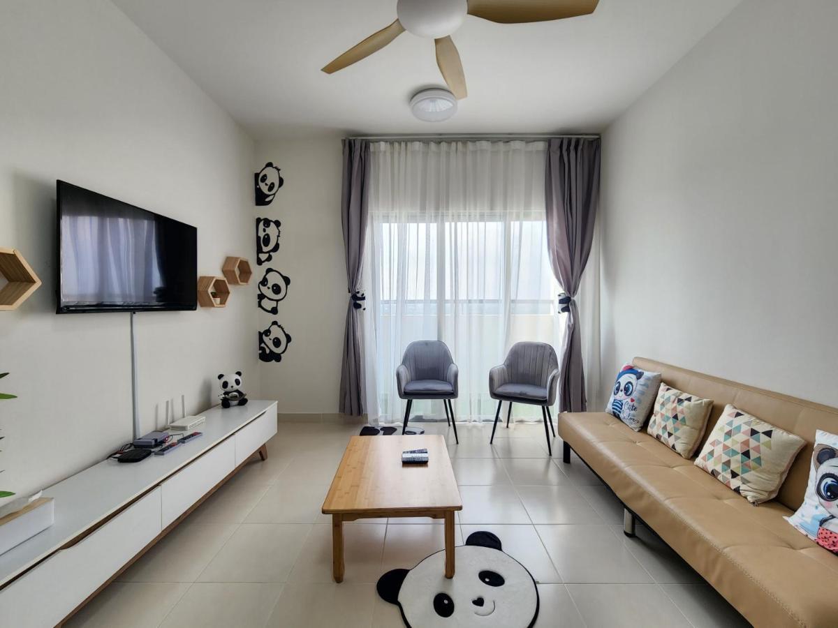 Apartamento Netflix Panda House 3B2R Rimbayu Kota Kemuning With Atari Games Teluk Panglima Garang Exterior foto