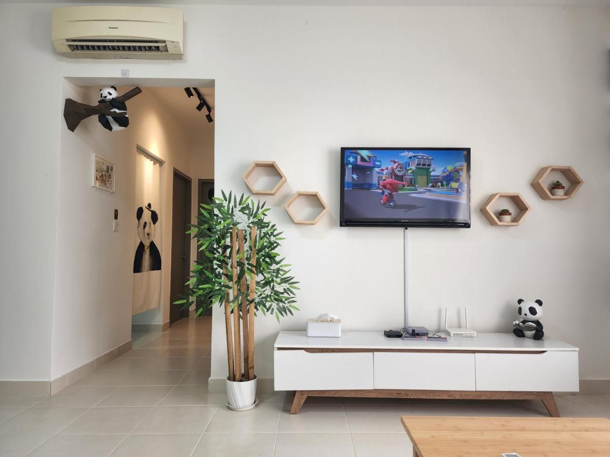 Apartamento Netflix Panda House 3B2R Rimbayu Kota Kemuning With Atari Games Teluk Panglima Garang Exterior foto